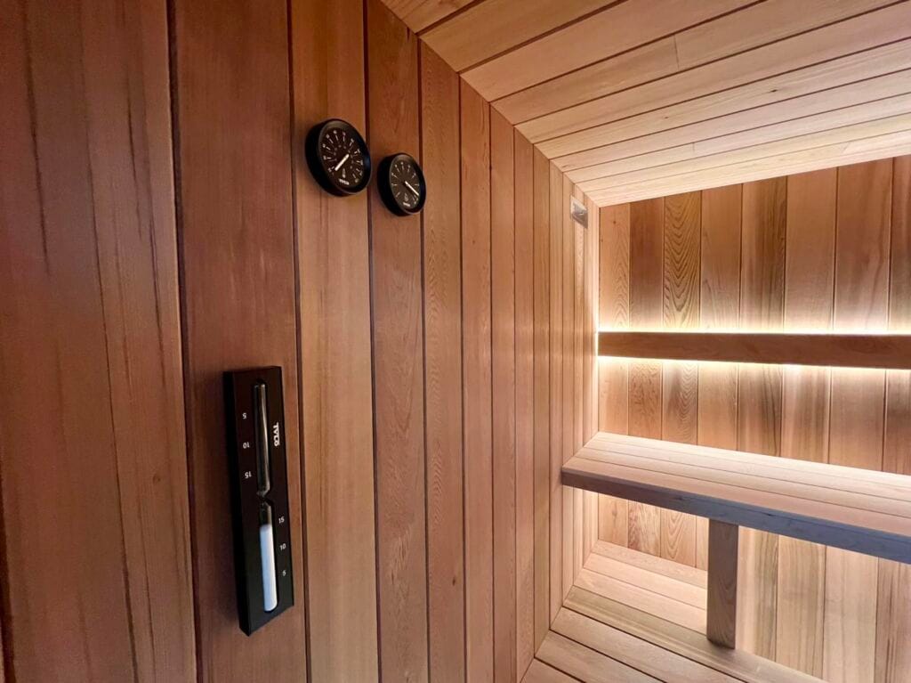 621998368 1820308465814288 4541423548394449685 N